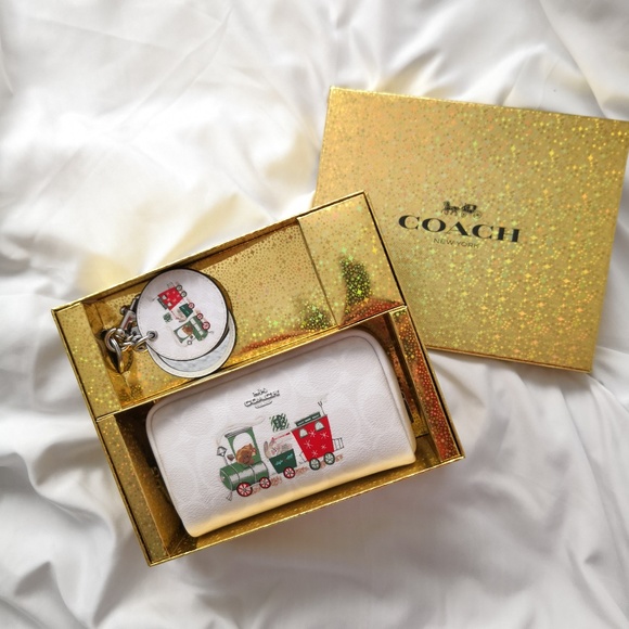 COACH BOXED BOXY COSMETIC CASE & MIRROR BAG CHARM IN SIGNATURE CANVAS WITH TRAIN - Picture 1 of 5